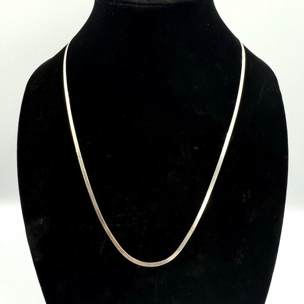 Vtg 925 Italian Italy Sterling Silver Herringbone Chain Necklace 22" long